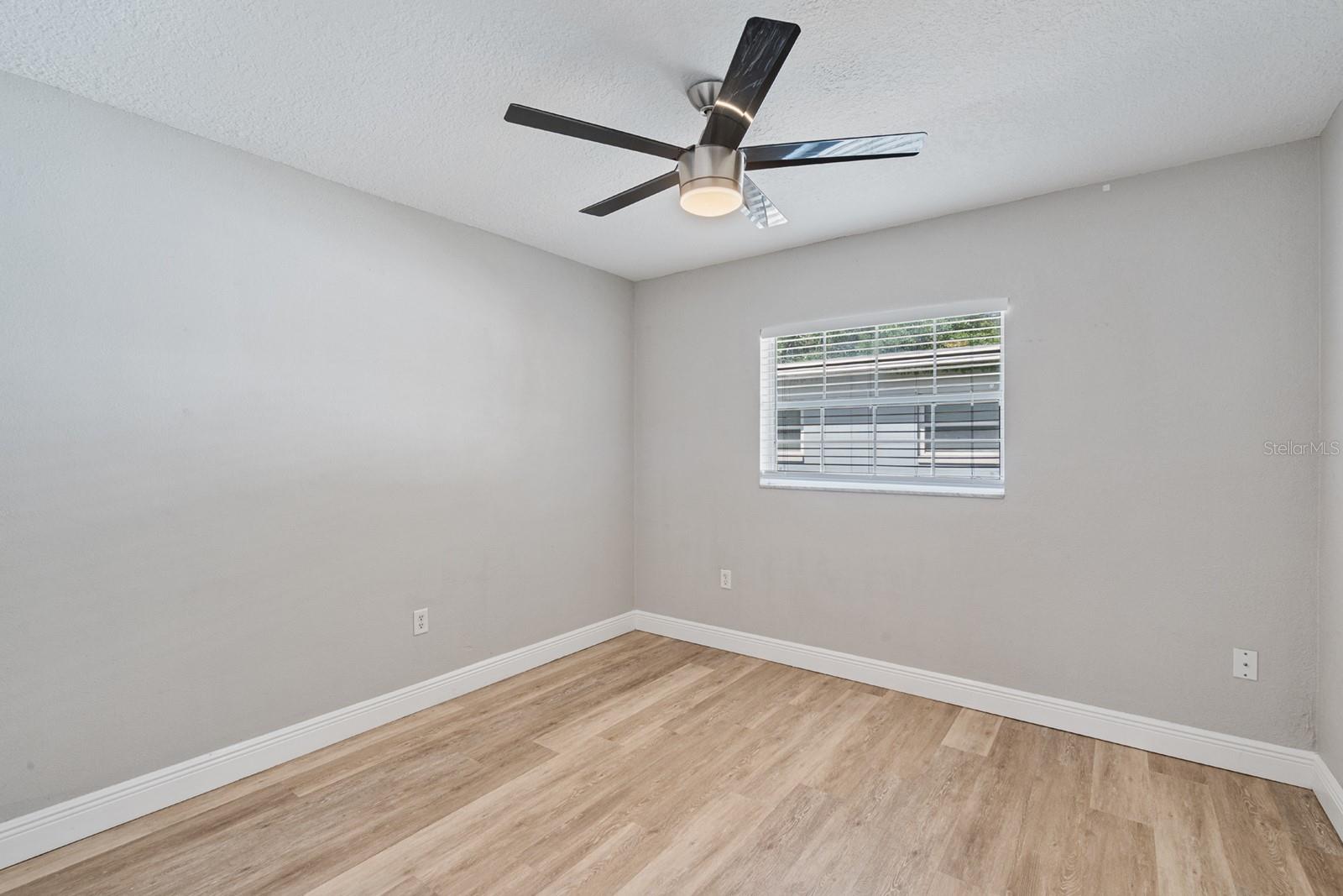 Image 16 of 24 For 1741 Westchester Avenue