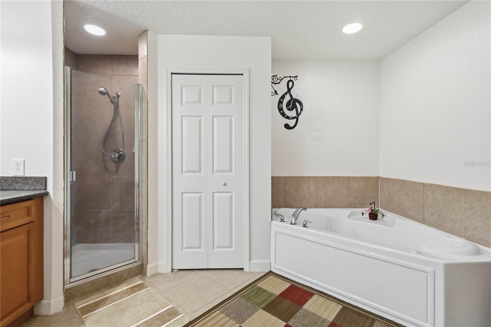 Image 19 of 35 For 6336 Buford Street 209