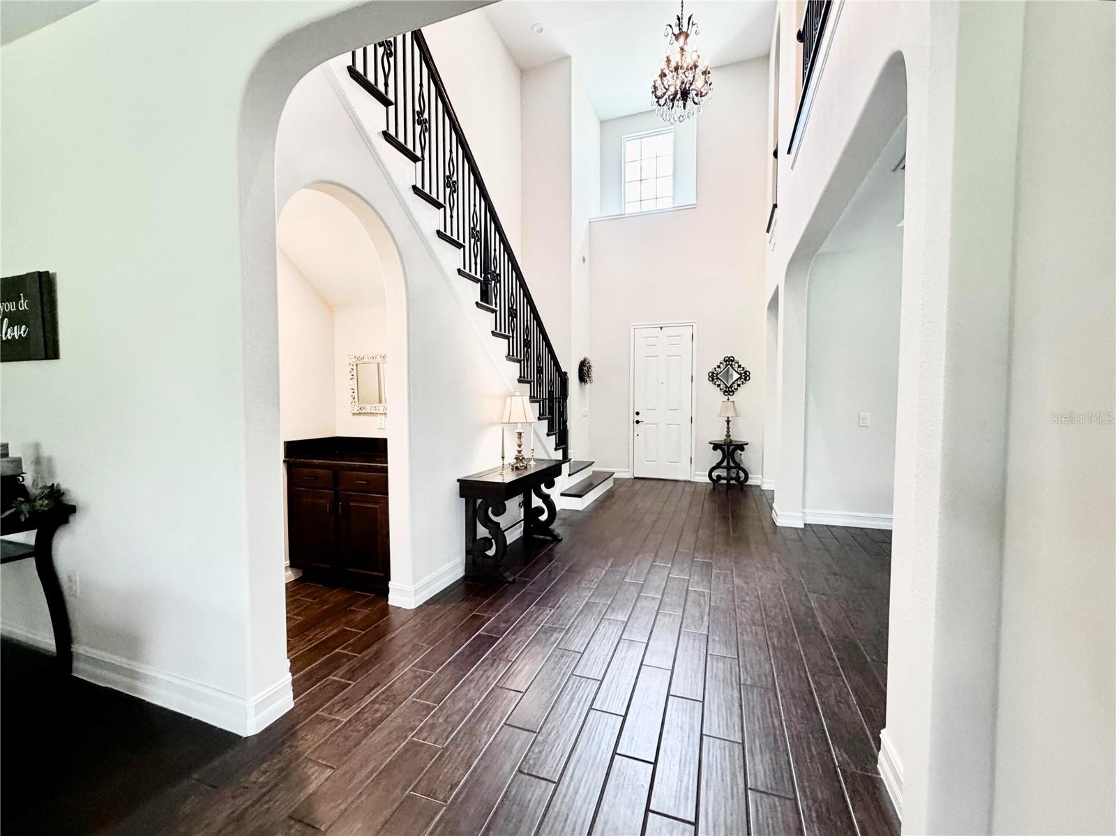 Image 10 of 50 For 1879 Whitewillow Drive