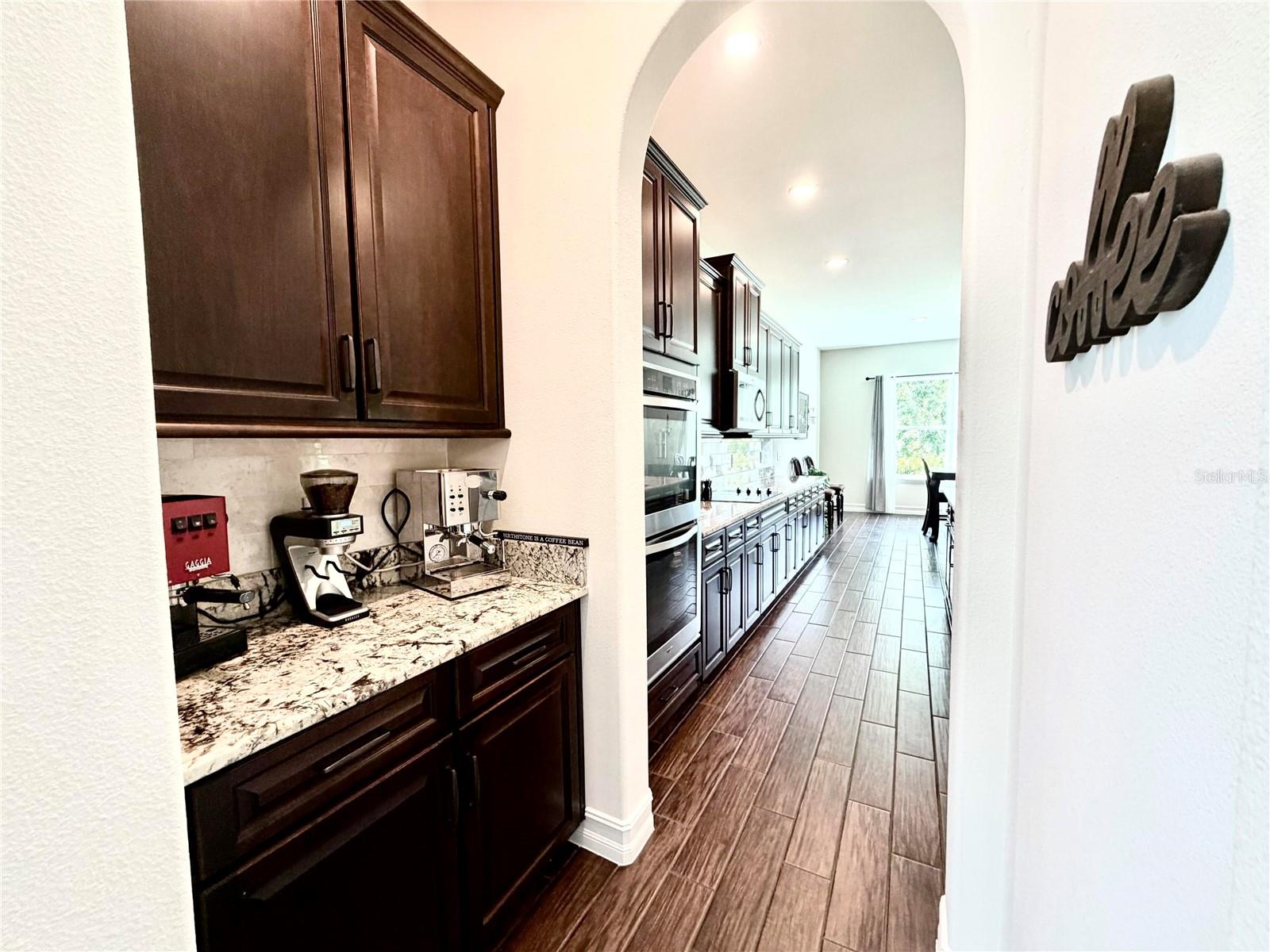 Image 14 of 50 For 1879 Whitewillow Drive