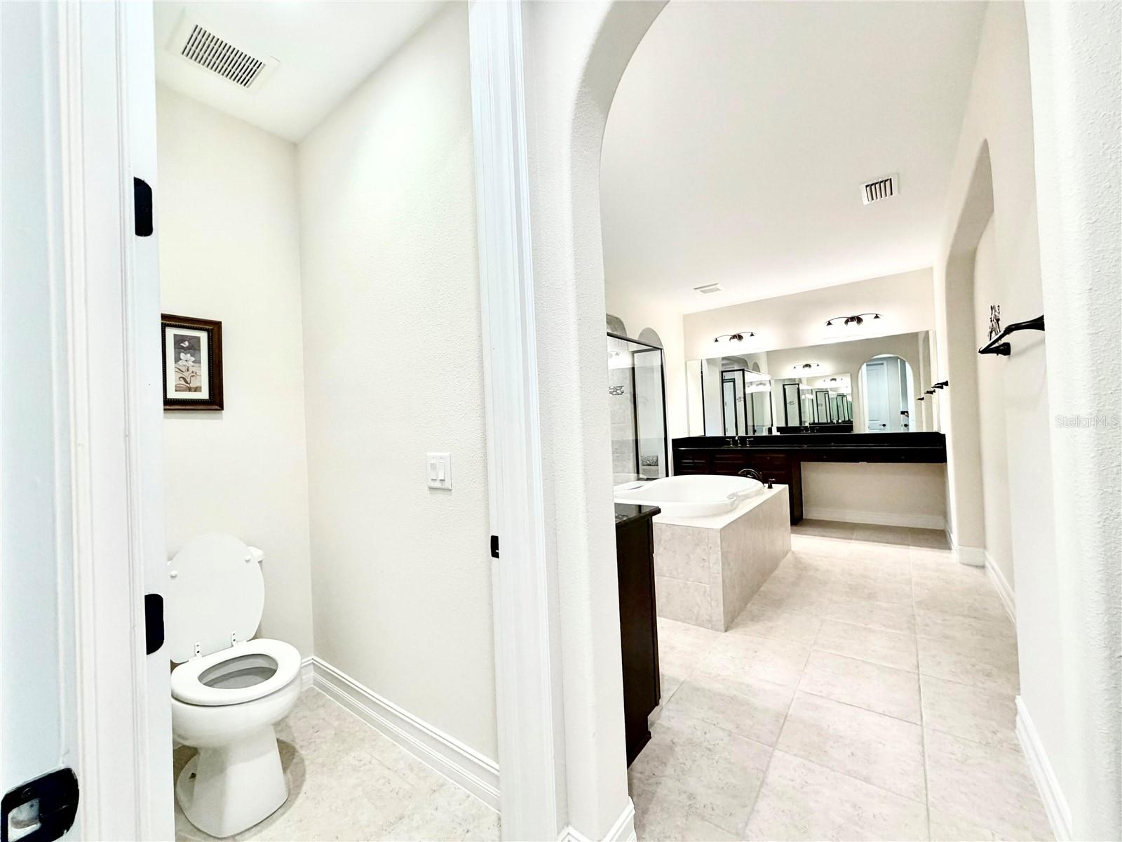 Image 33 of 50 For 1879 Whitewillow Drive