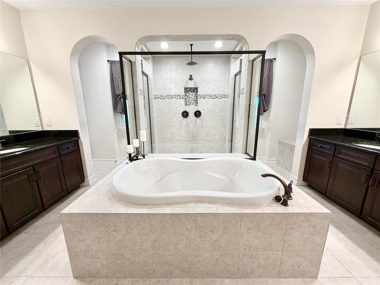 Image 35 of 50 For 1879 Whitewillow Drive