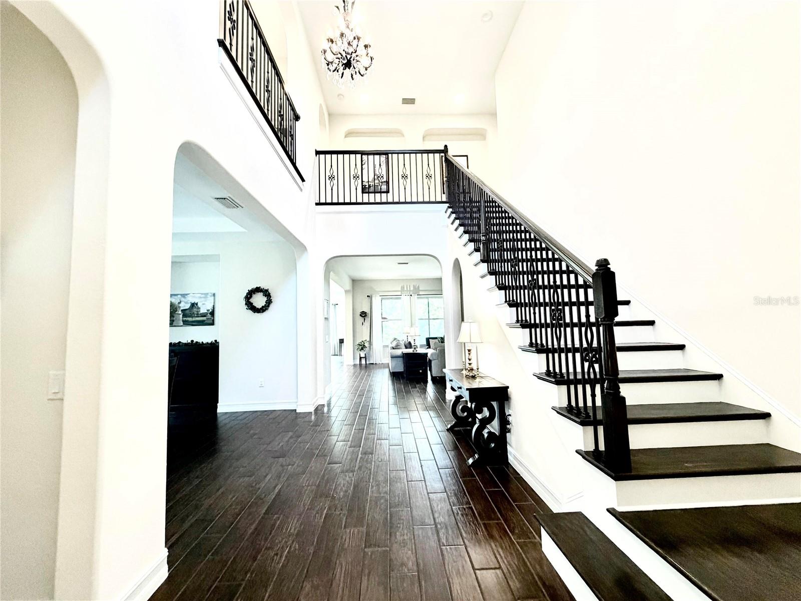 Image 8 of 50 For 1879 Whitewillow Drive