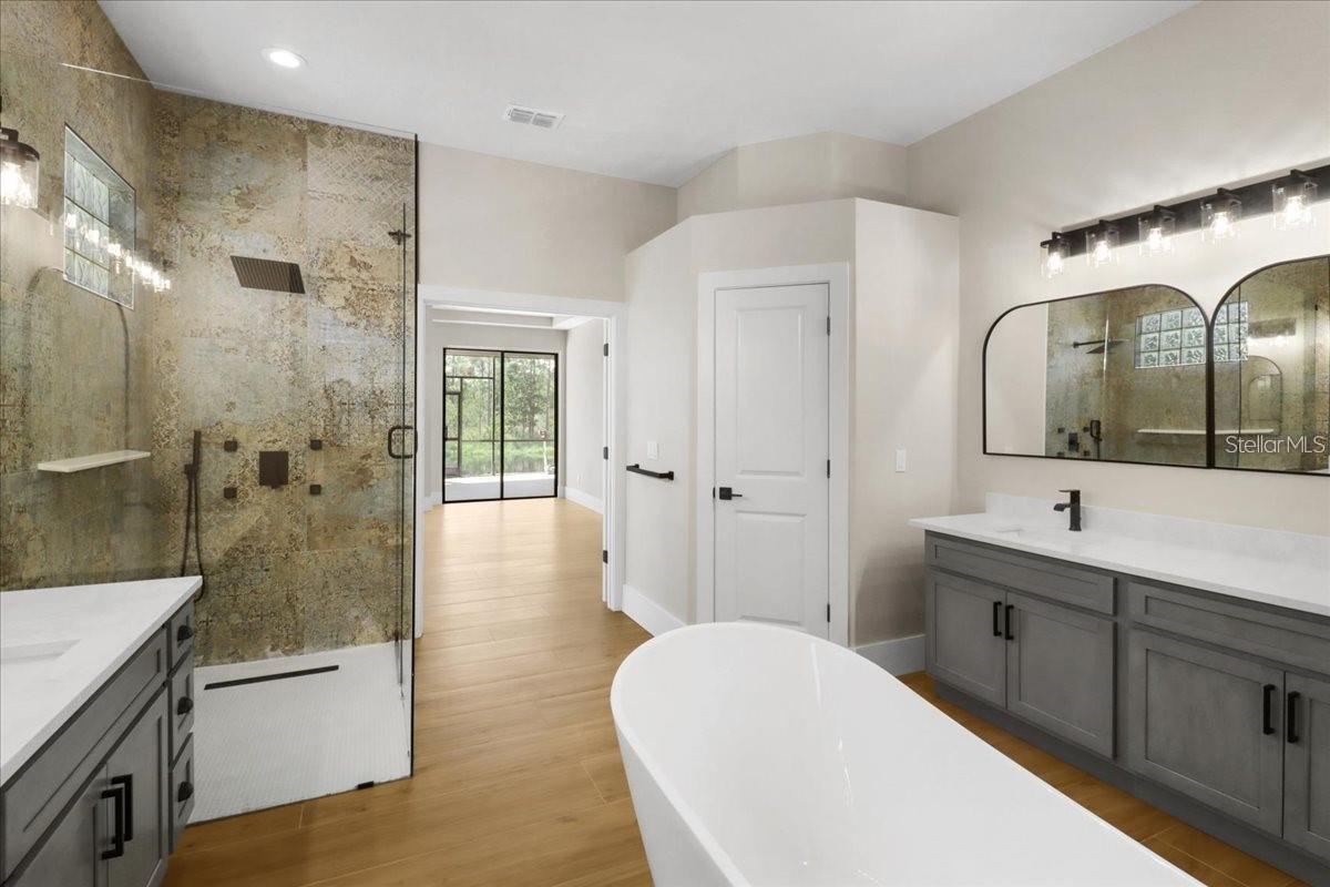 Image 23 of 49 For 14024 Cherry Bush Court