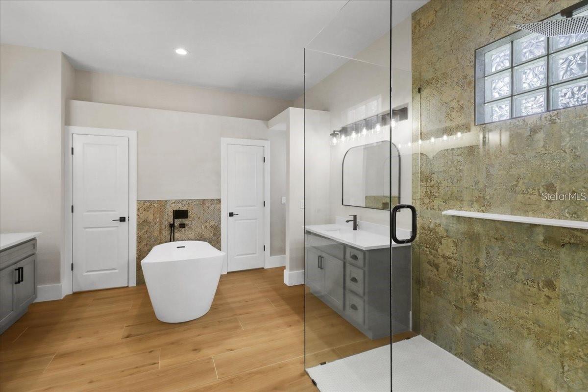 Image 24 of 49 For 14024 Cherry Bush Court