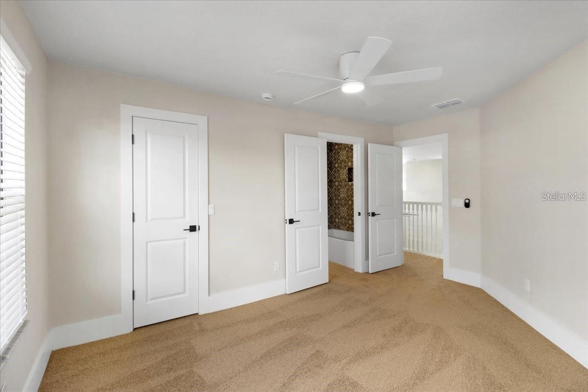 Image 33 of 49 For 14024 Cherry Bush Court