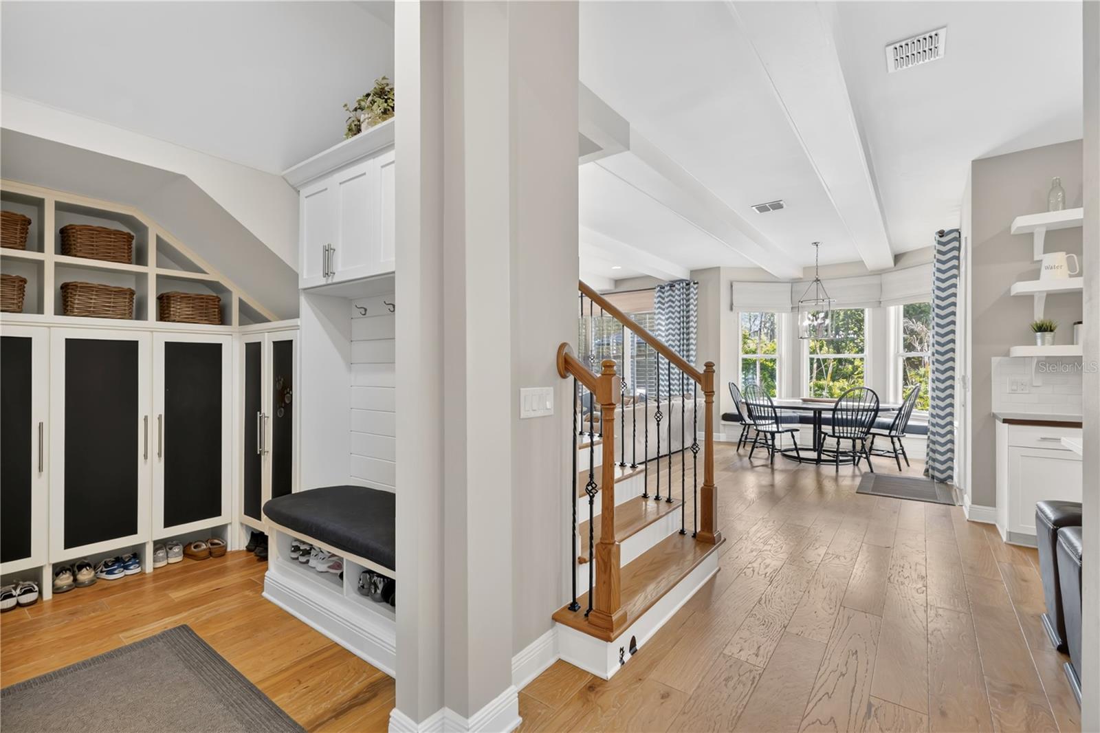 Image 12 of 35 For 8796 Peachtree Park Court