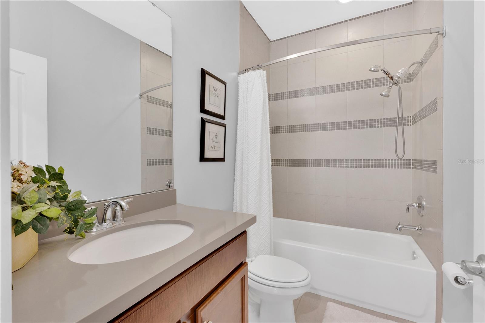 Image 24 of 35 For 8796 Peachtree Park Court