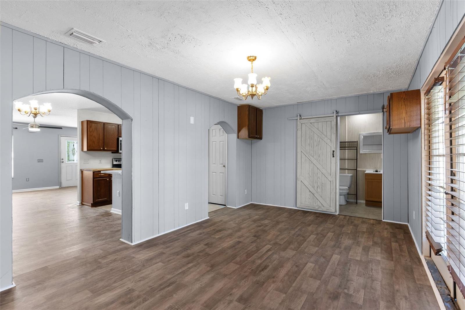 Image 14 of 40 For 16727 91st Street