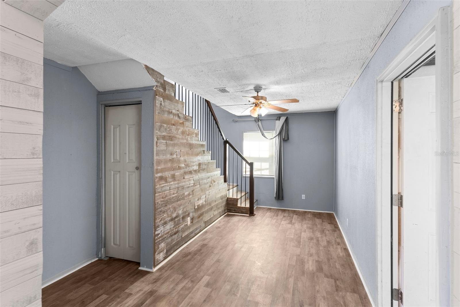 Image 16 of 40 For 16727 91st Street