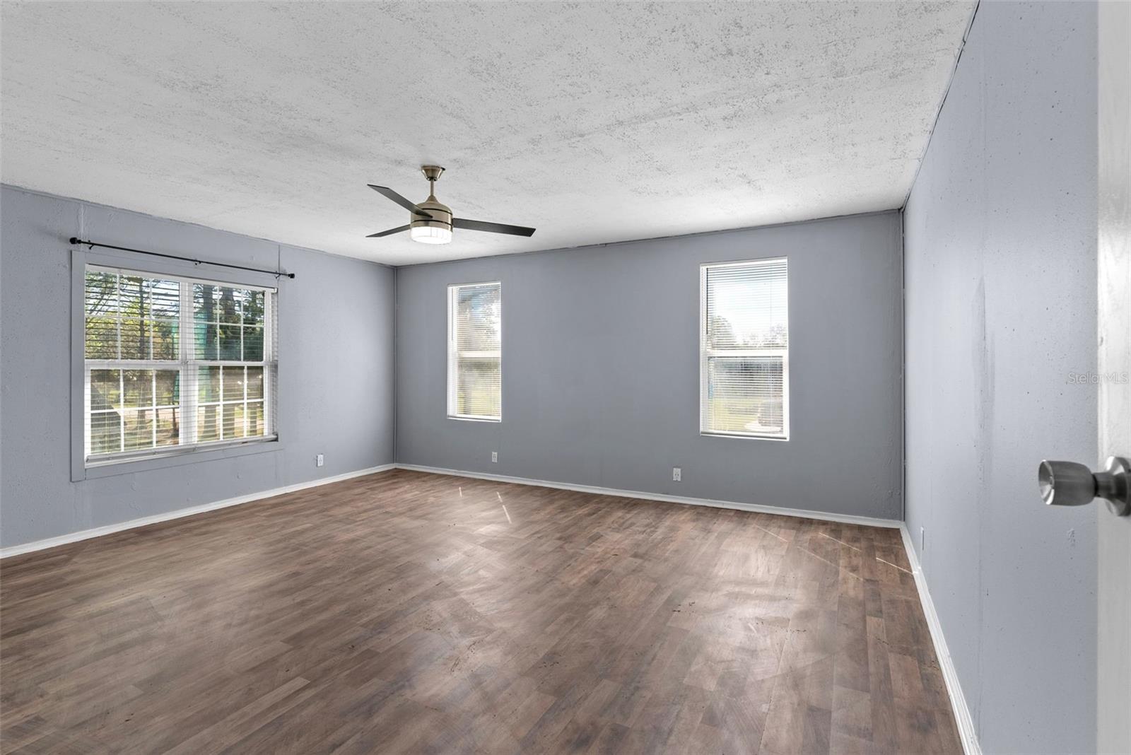 Image 25 of 40 For 16727 91st Street