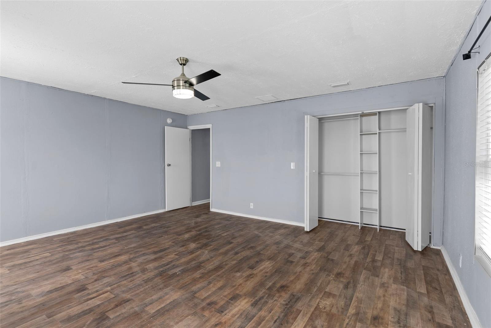 Image 26 of 40 For 16727 91st Street