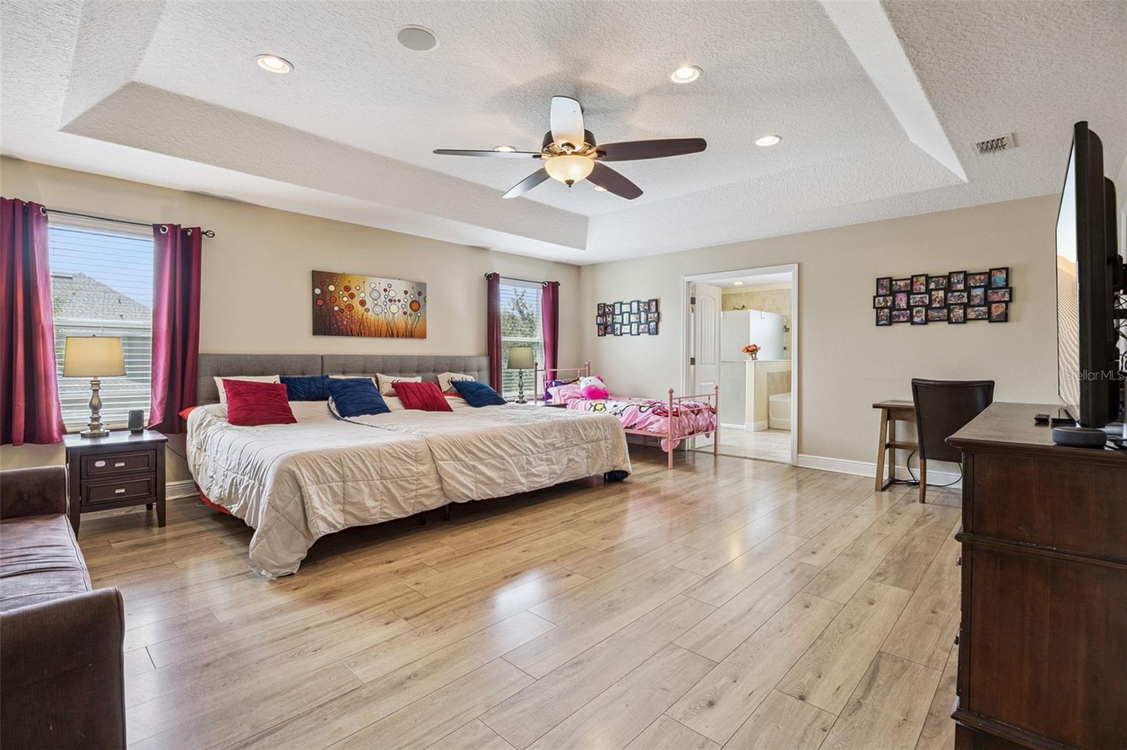 Image 20 of 42 For 7720 Summerlake Pointe Boulevard