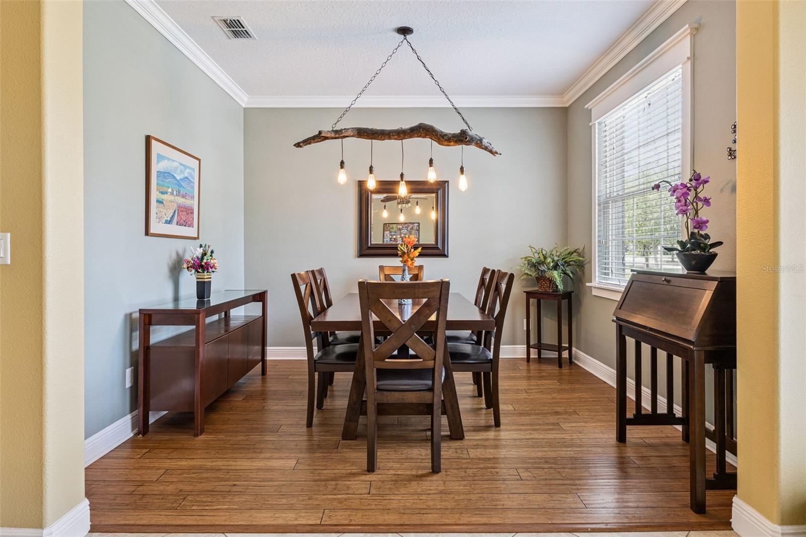 Image 6 of 42 For 7720 Summerlake Pointe Boulevard