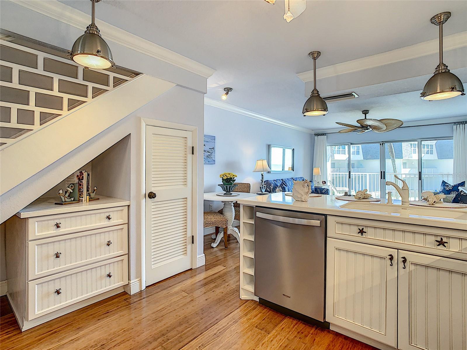 Image 15 of 23 For 4831 Saxon Drive 2100