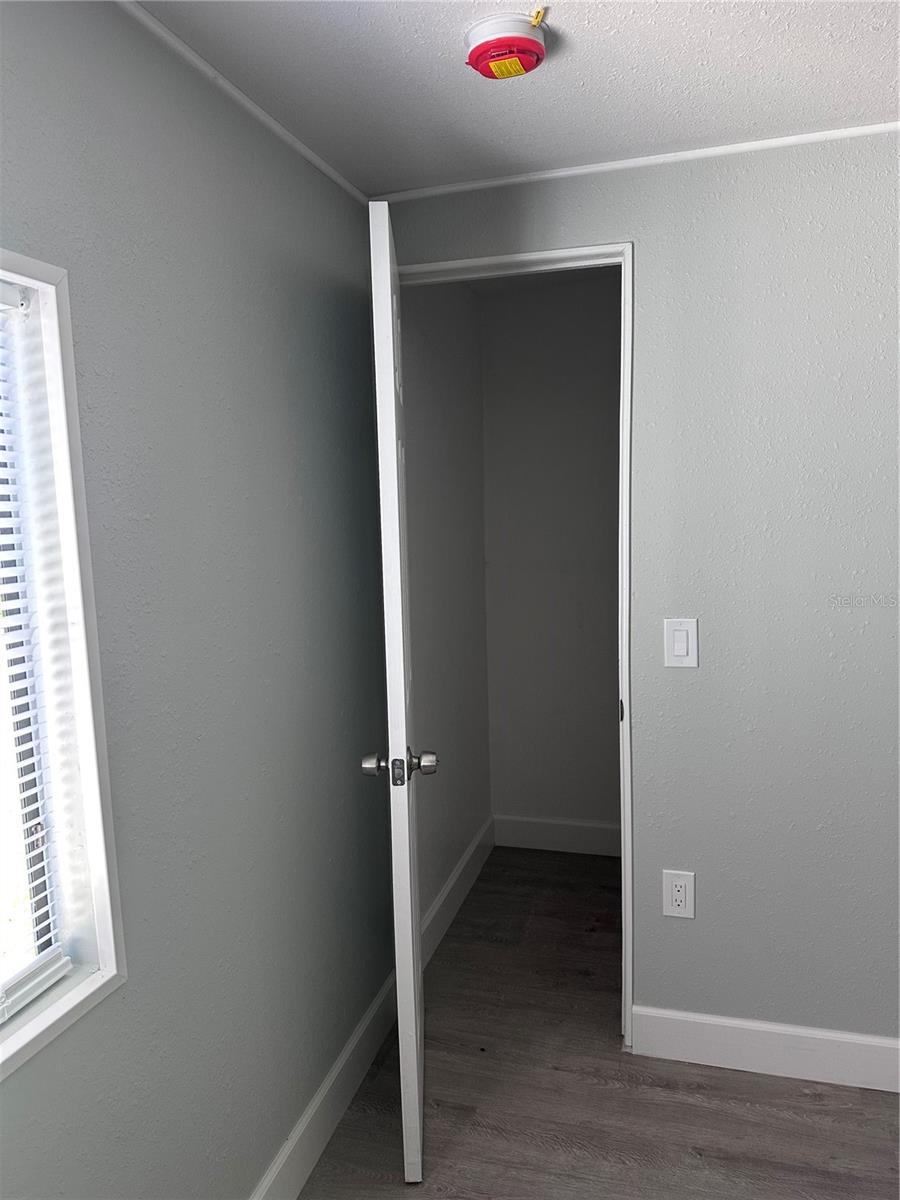 Image 15 of 21 For 3834 Diamond Oak Way 620