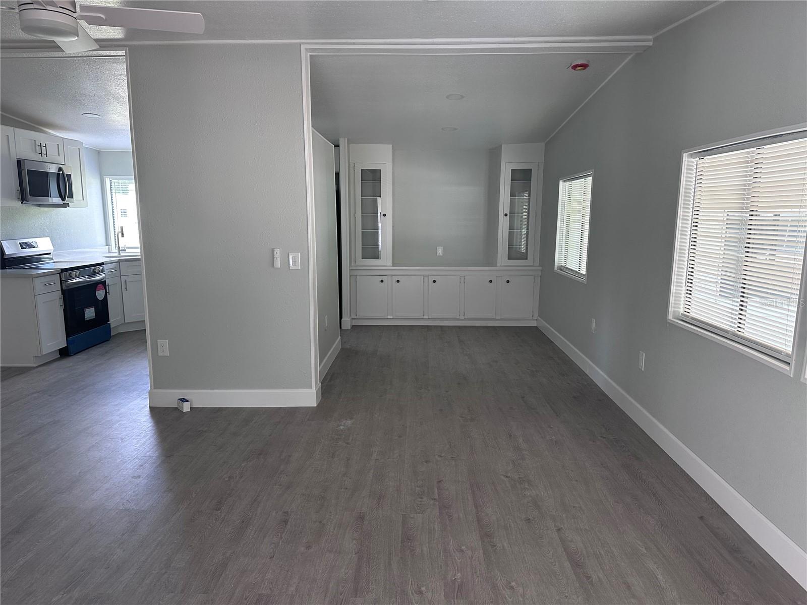 Image 8 of 21 For 3834 Diamond Oak Way 620