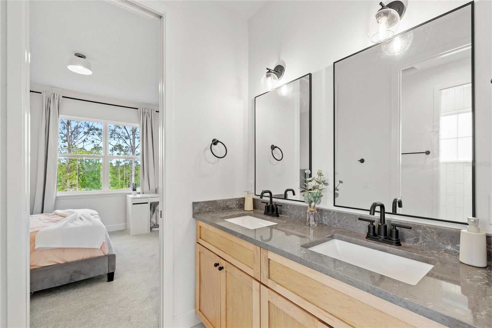 Image 35 of 58 For 2034 Mcmichael Road