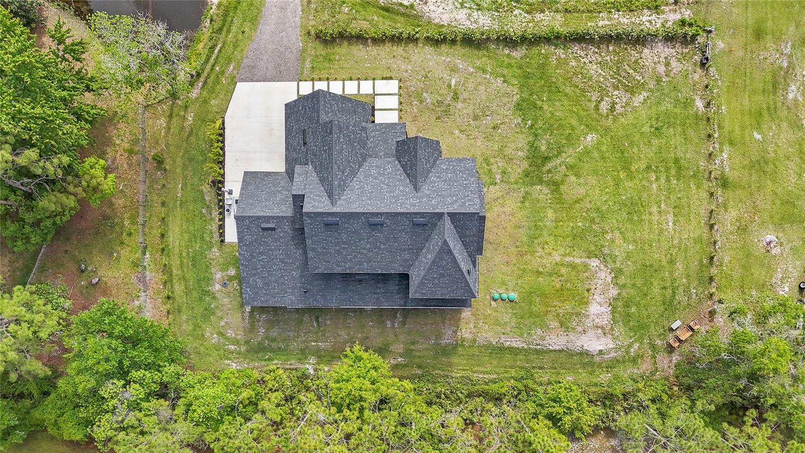 Image 54 of 58 For 2034 Mcmichael Road