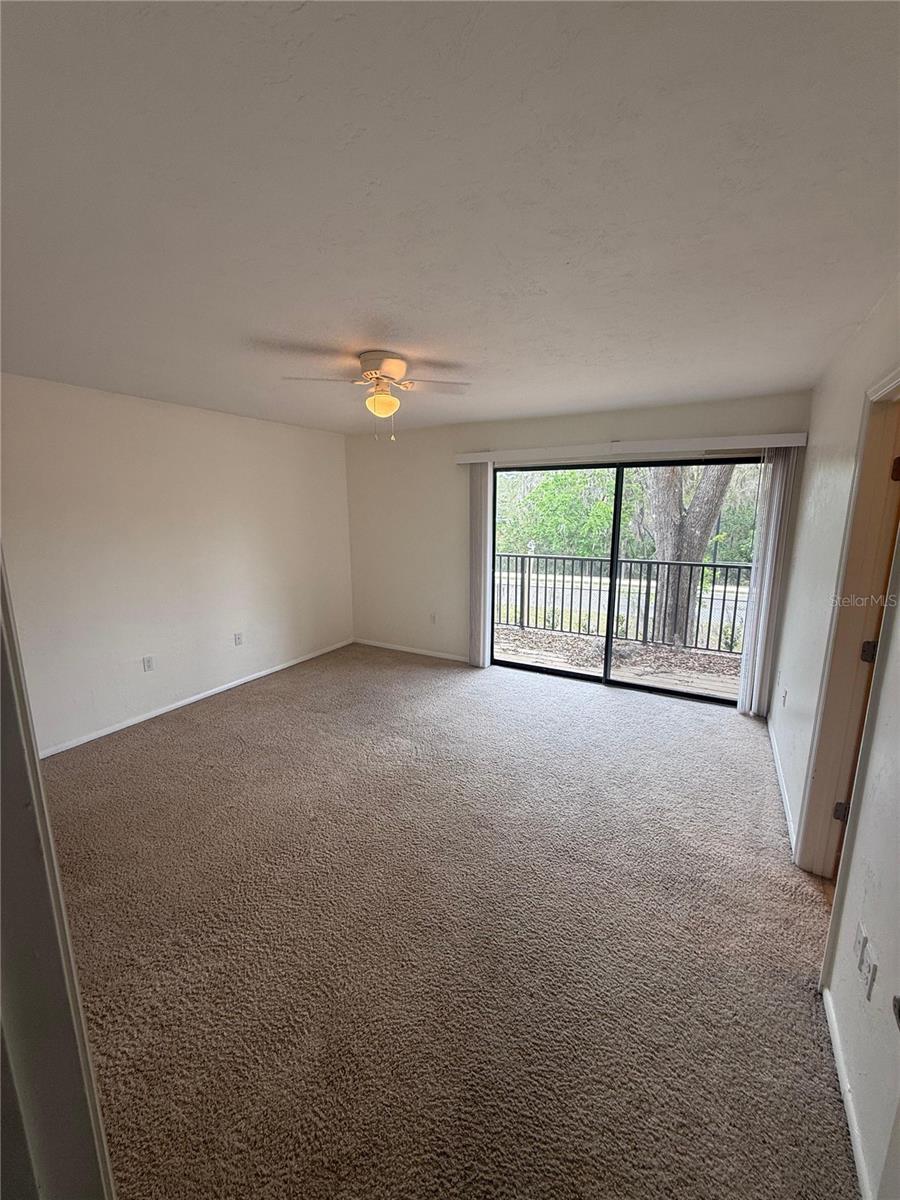 Image 12 of 15 For 507 39th Road 315