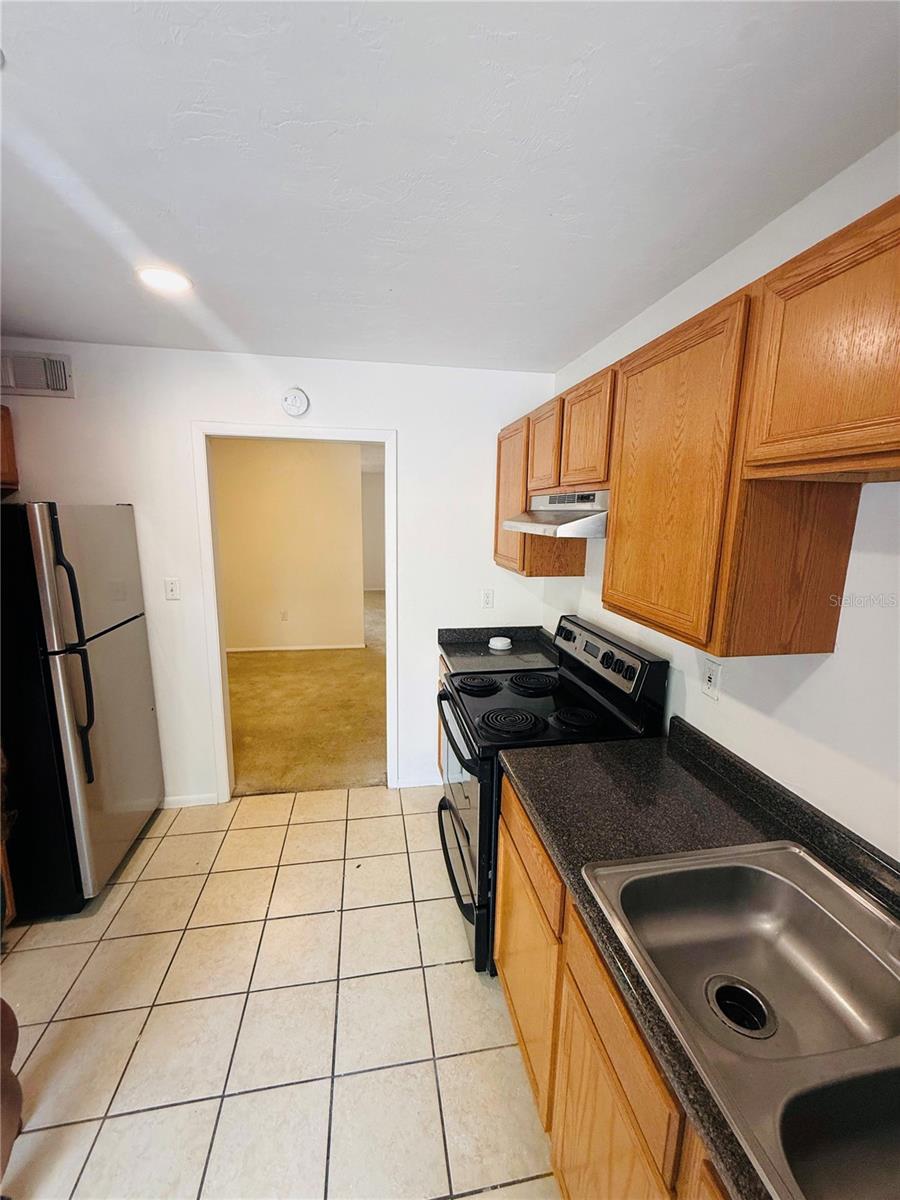 Image 3 of 15 For 507 39th Road 315