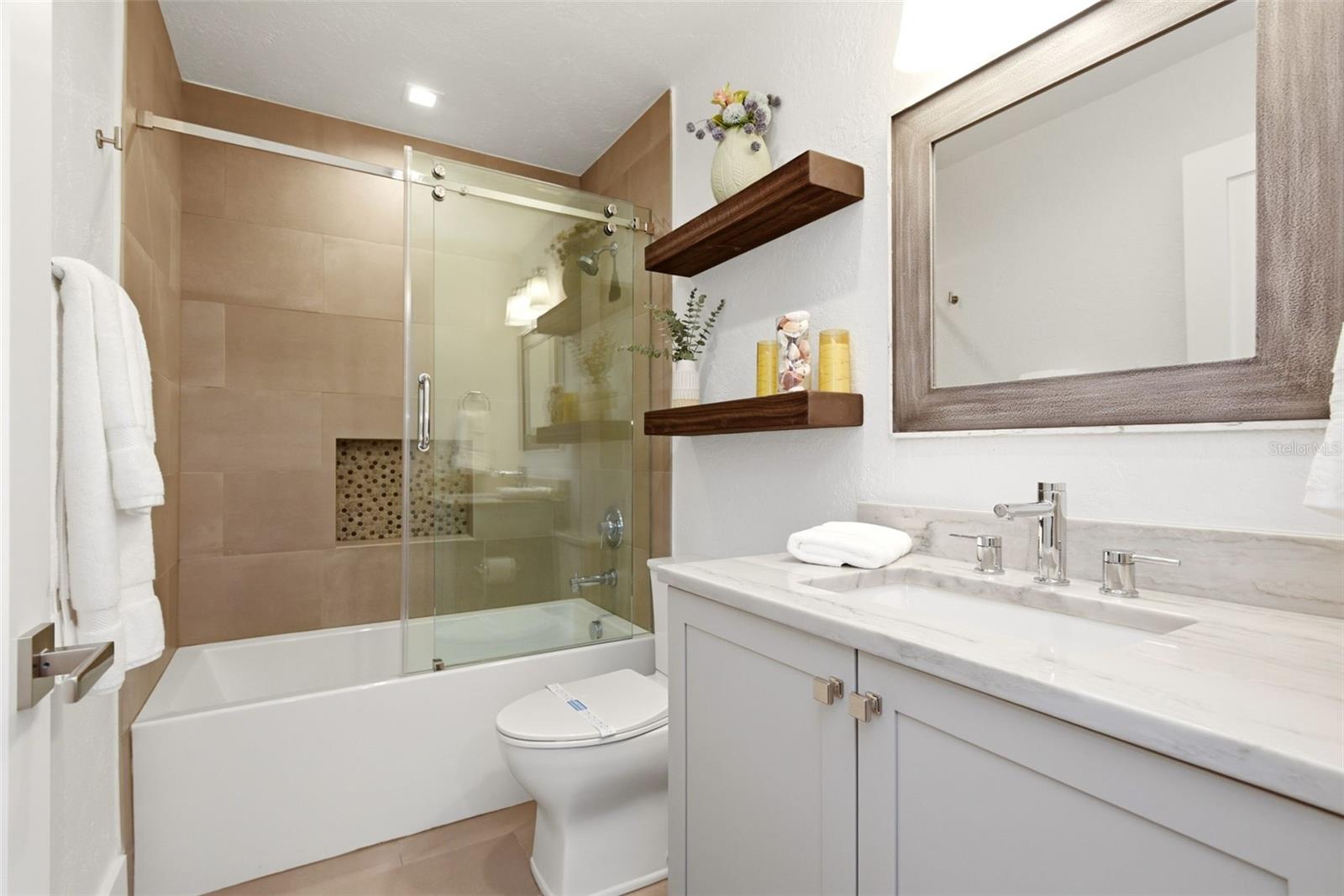 Image 33 of 53 For 7455 Sparkling Lake Road