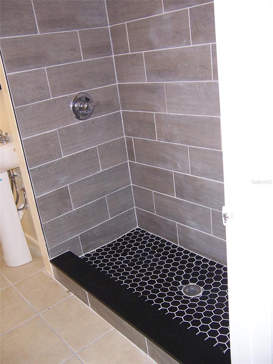 Image 12 of 13 For 905 Pine Hills Road