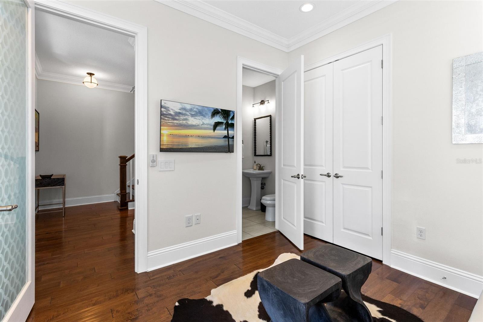 Image 17 of 29 For 266 Lyman Avenue