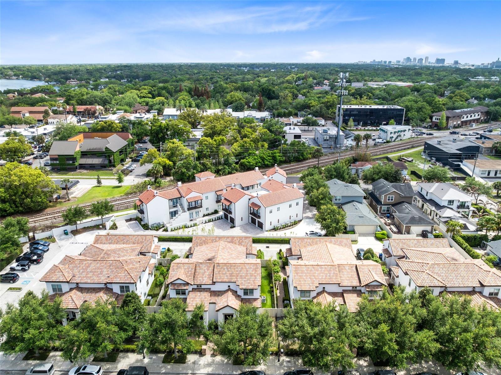 Image 28 of 29 For 266 Lyman Avenue