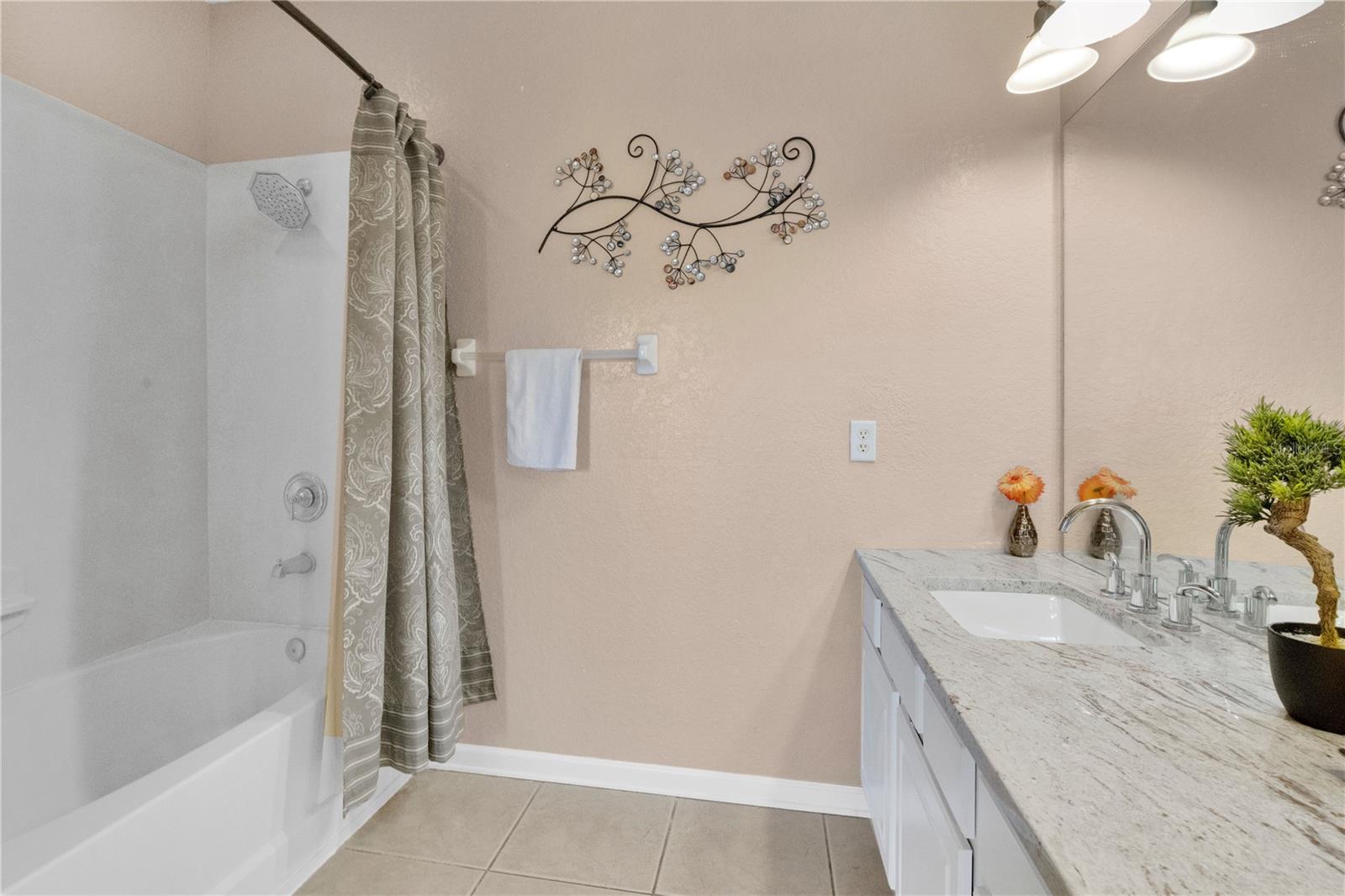 Image 18 of 36 For 5064 Tideview Circle 85