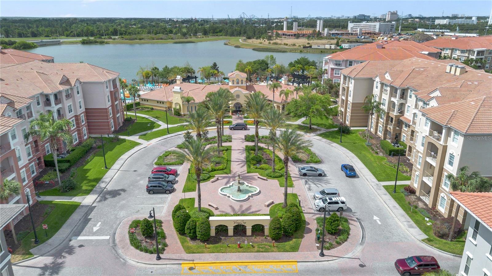 Image 25 of 36 For 5064 Tideview Circle 85