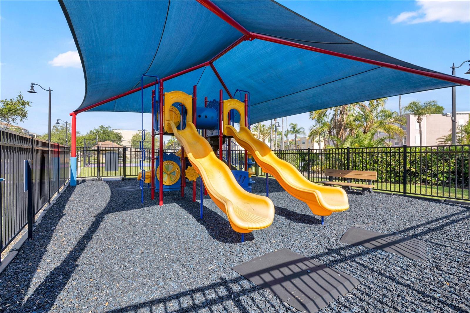 Image 31 of 36 For 5064 Tideview Circle 85