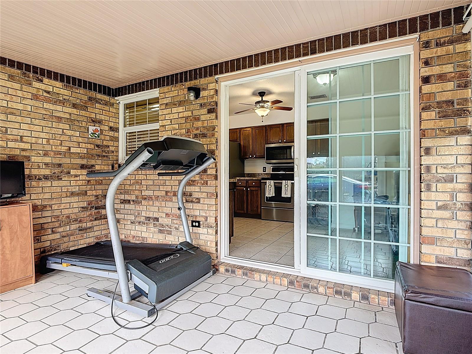 Image 15 of 25 For 1144 Monroe Avenue