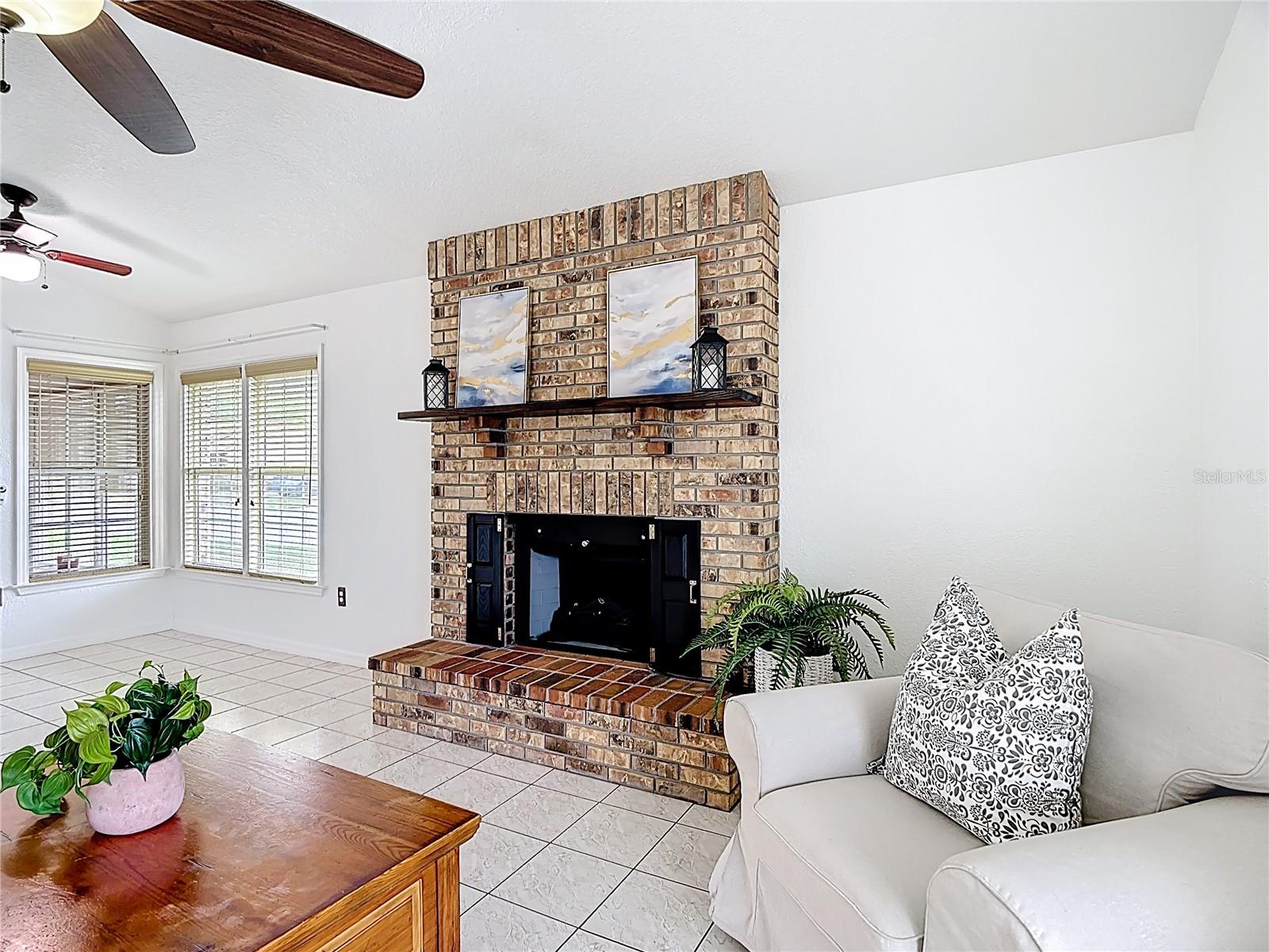 Image 3 of 25 For 1144 Monroe Avenue