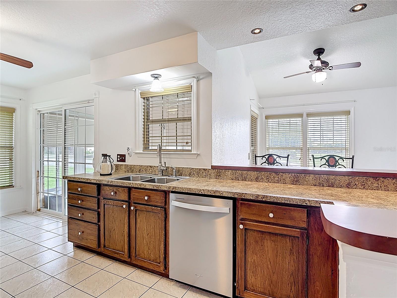 Image 6 of 25 For 1144 Monroe Avenue