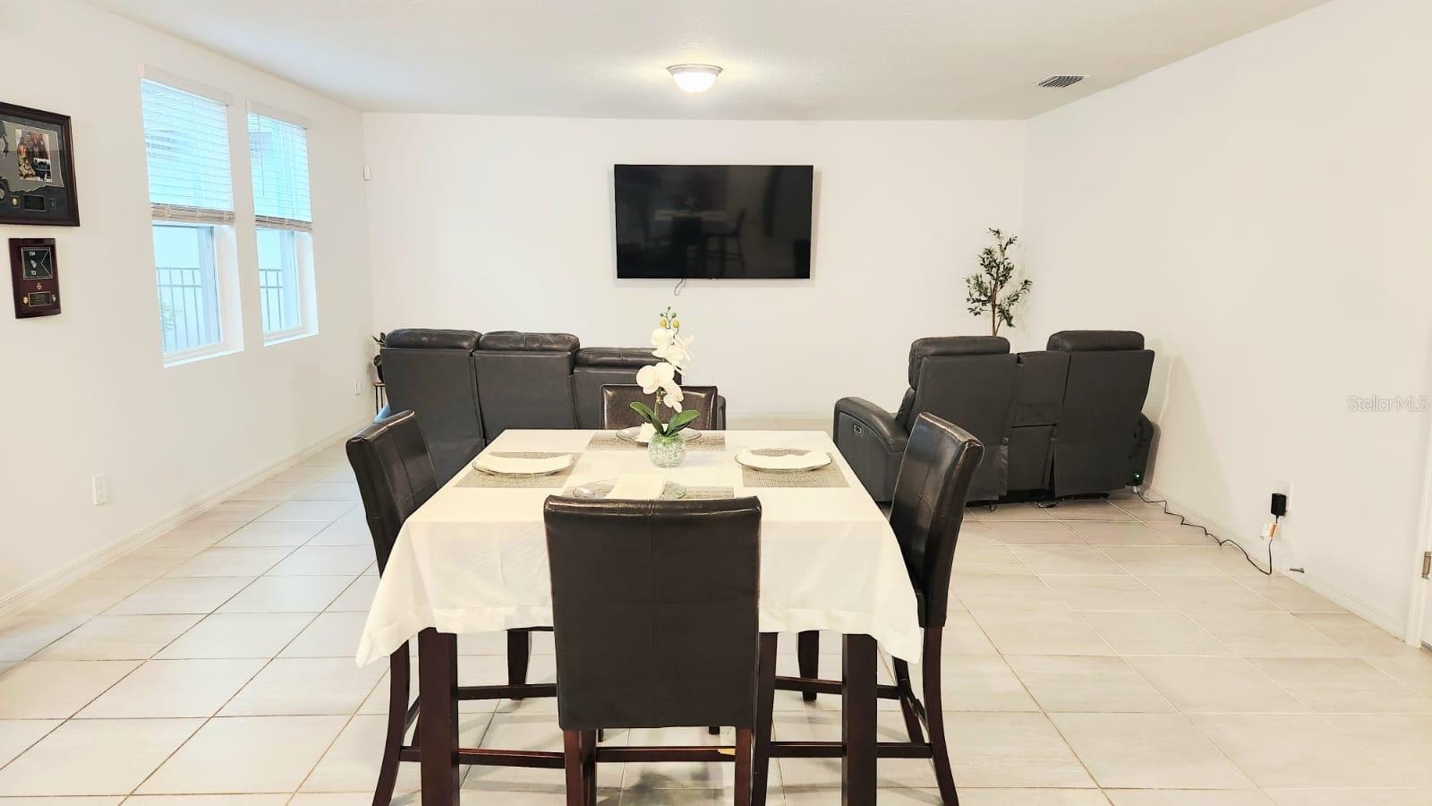 Image 3 of 12 For 5190 Minneola Lane