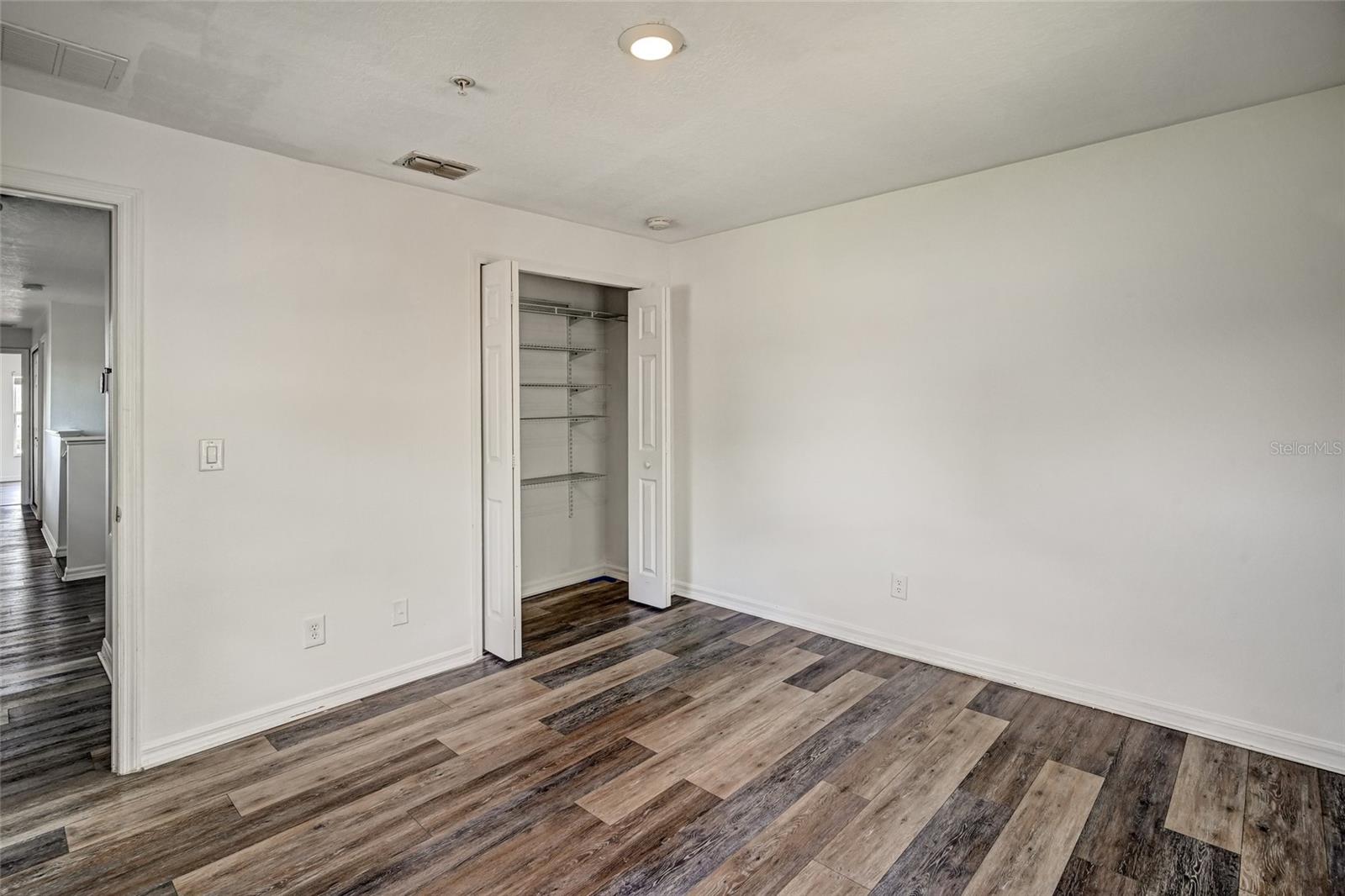 Image 16 of 34 For 2150 Jeremiah Way