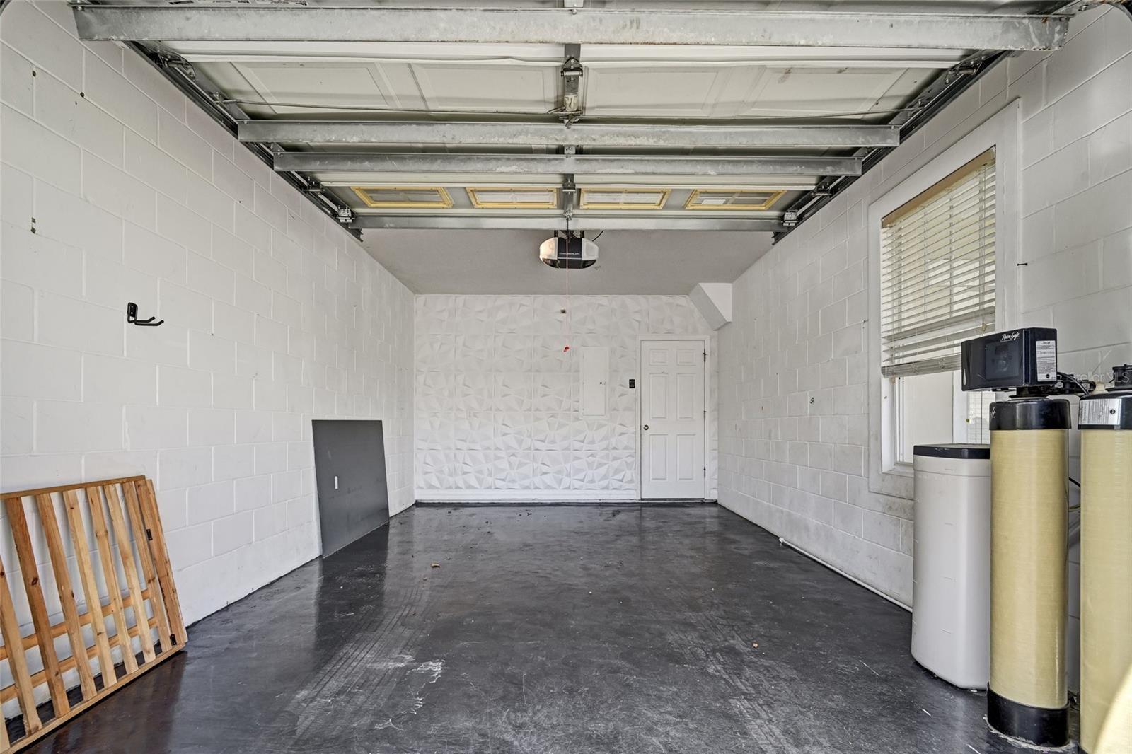 Image 21 of 34 For 2150 Jeremiah Way