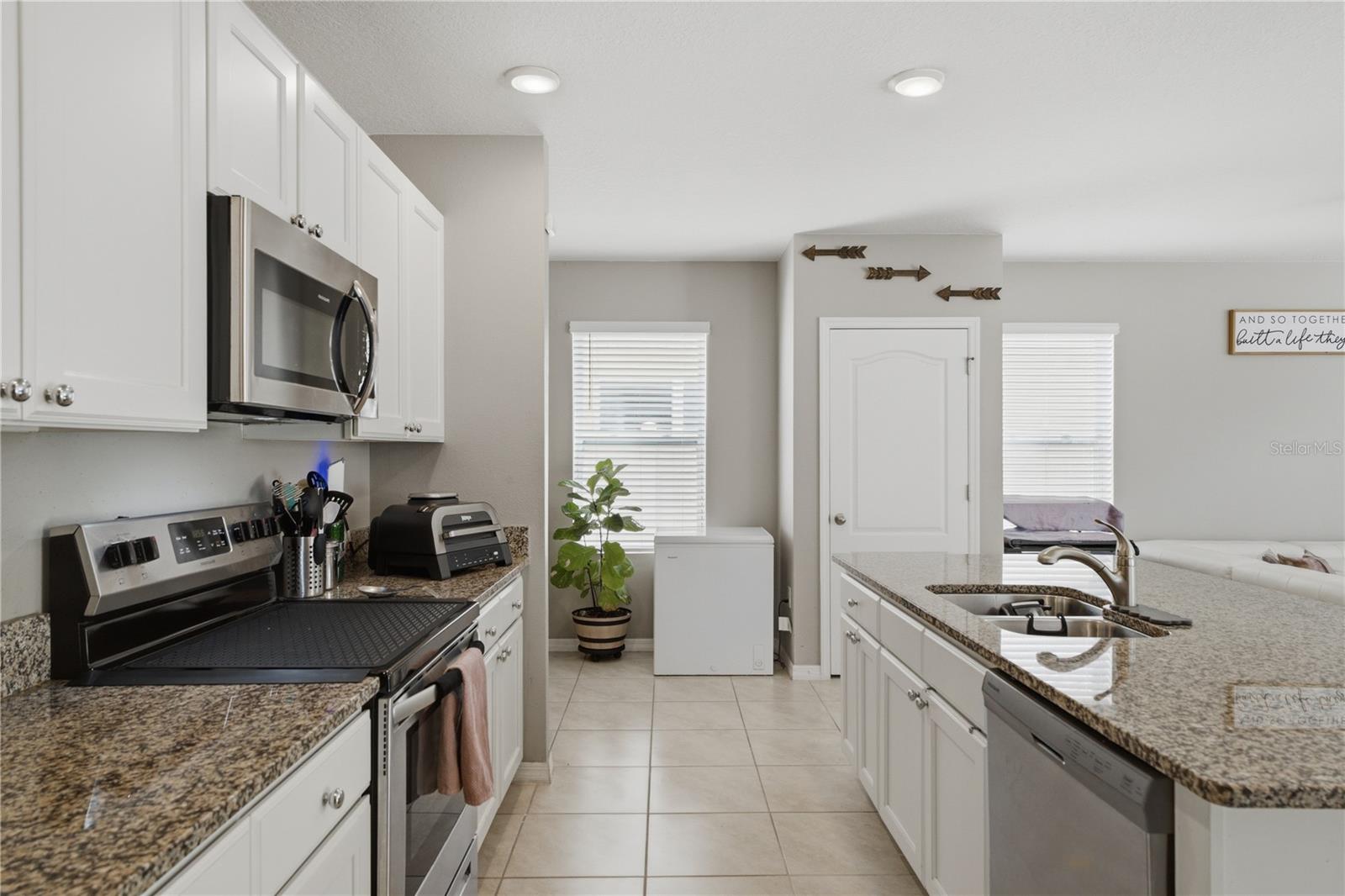 Image 16 of 46 For 3202 Surfbird Street