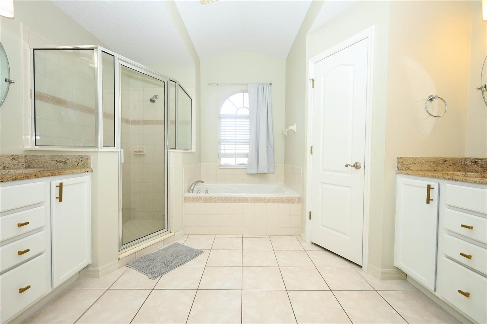 Image 12 of 41 For 200 Patrice Hope Street