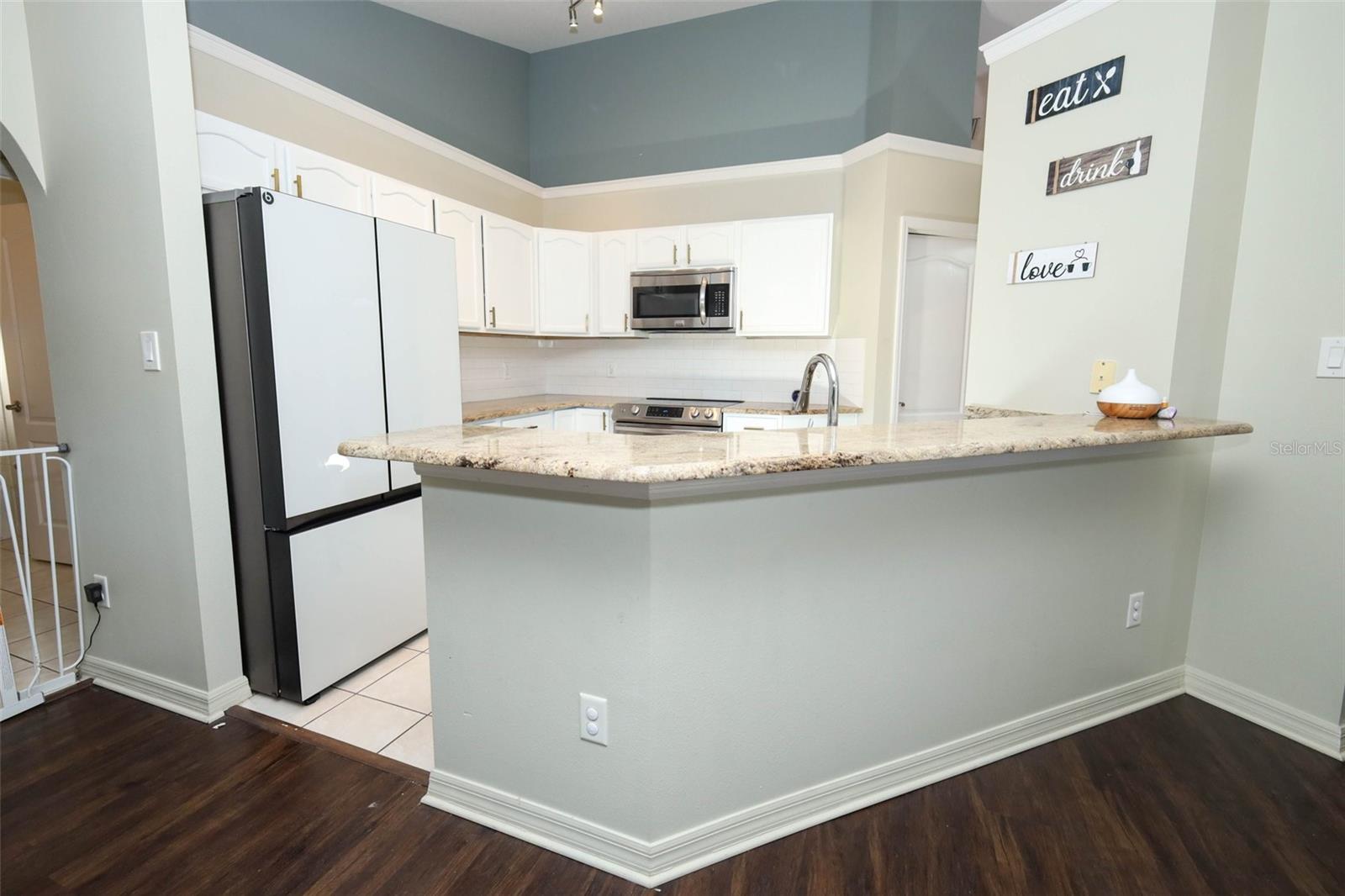 Image 18 of 41 For 200 Patrice Hope Street