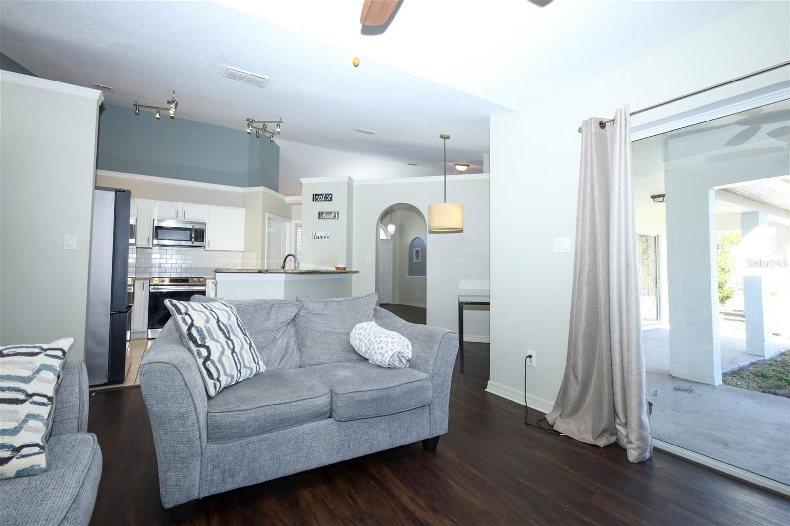 Image 23 of 41 For 200 Patrice Hope Street