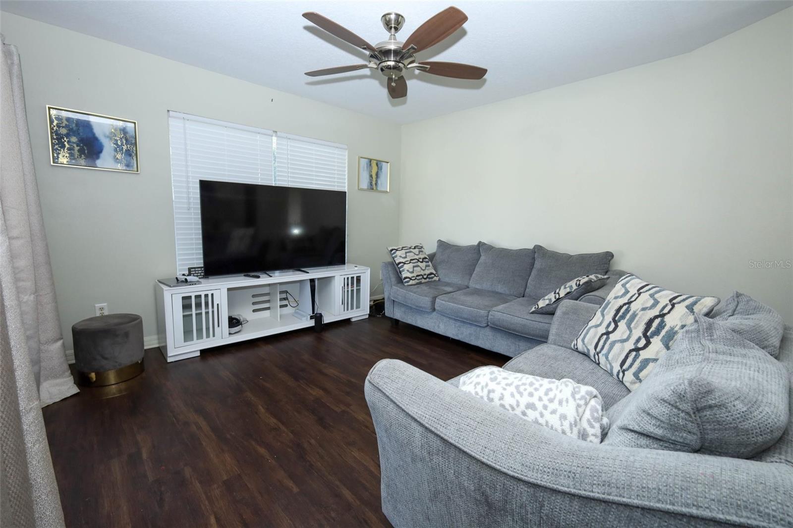 Image 25 of 41 For 200 Patrice Hope Street