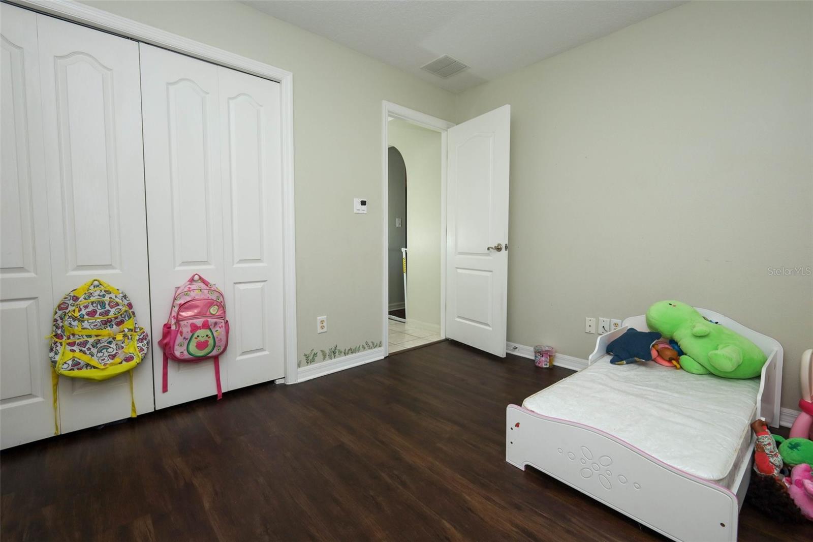 Image 27 of 41 For 200 Patrice Hope Street