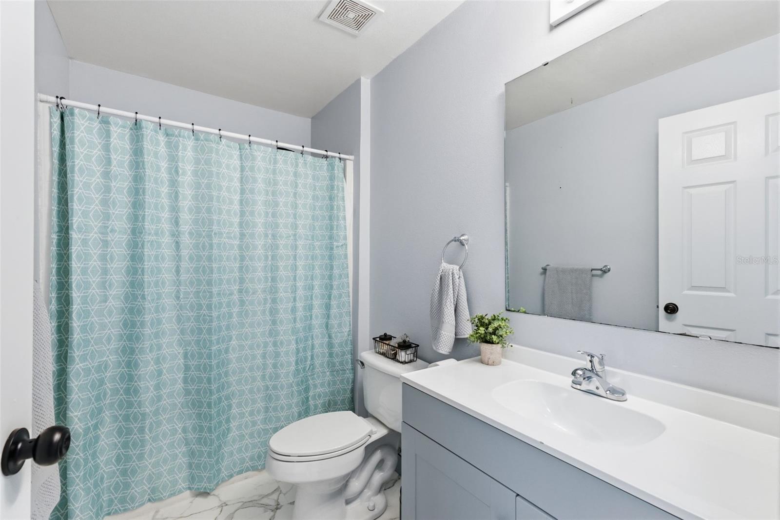 Image 25 of 37 For 2150 Sandridge Circle