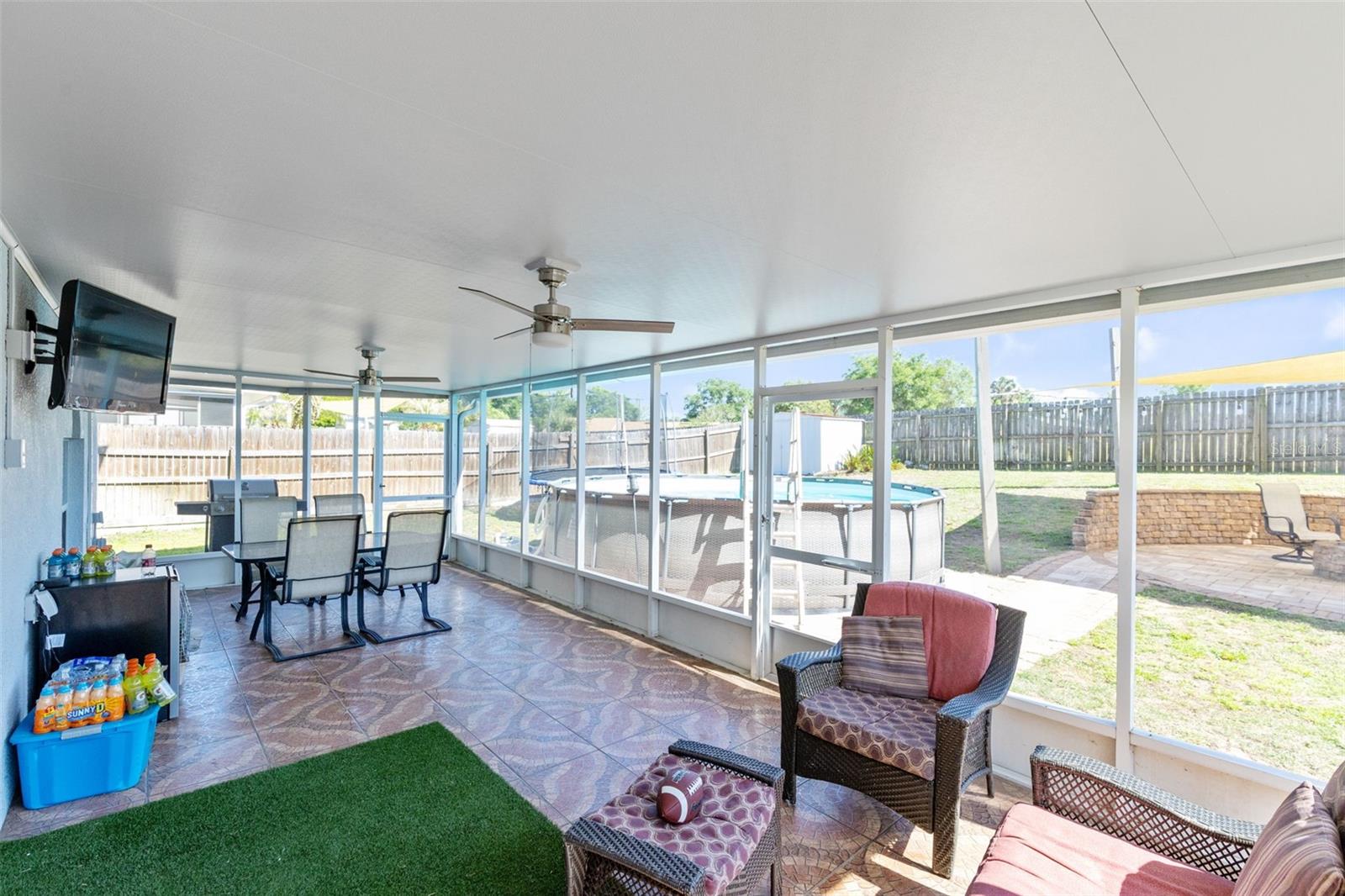 Image 26 of 37 For 2150 Sandridge Circle