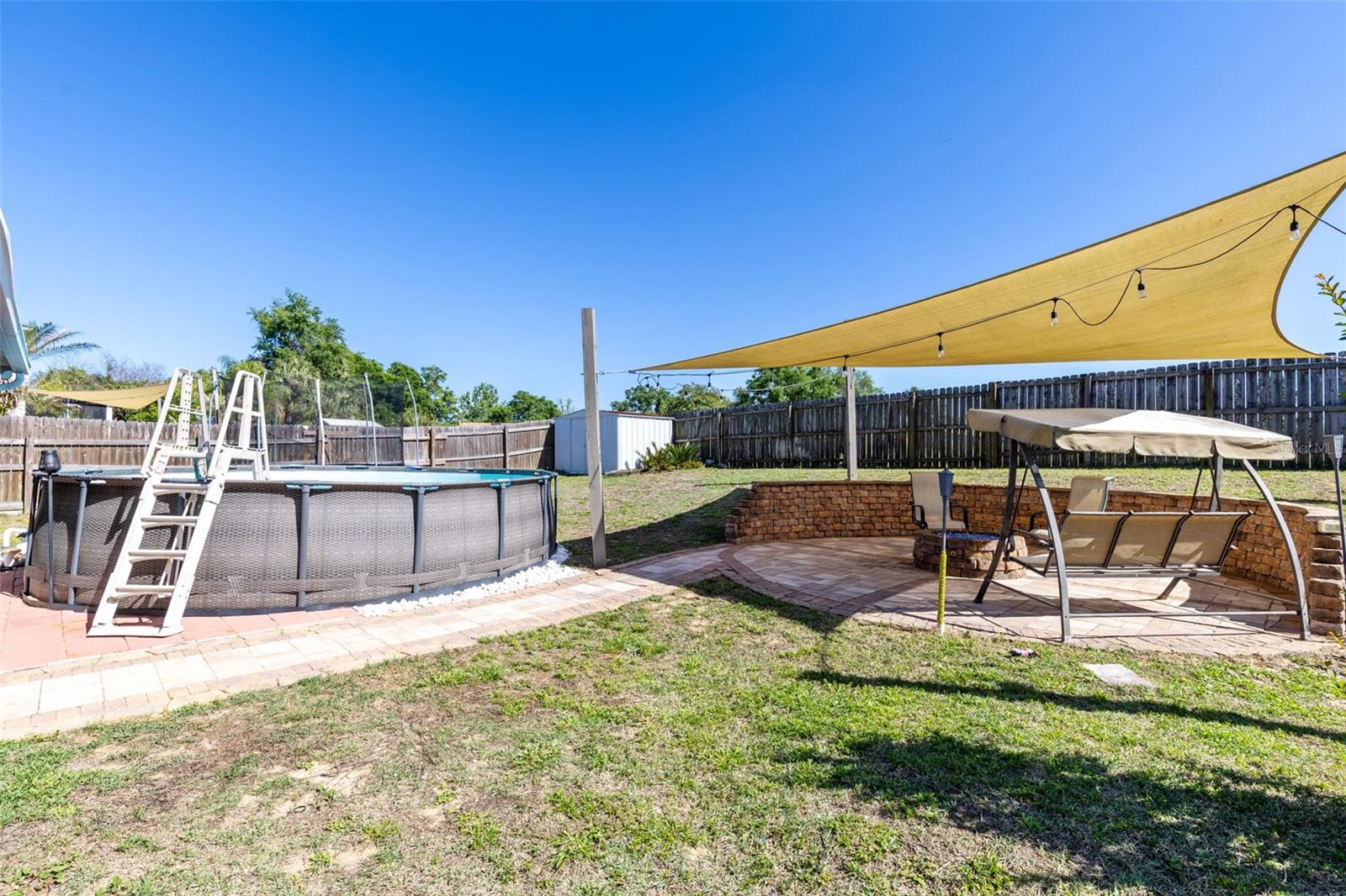 Image 29 of 37 For 2150 Sandridge Circle