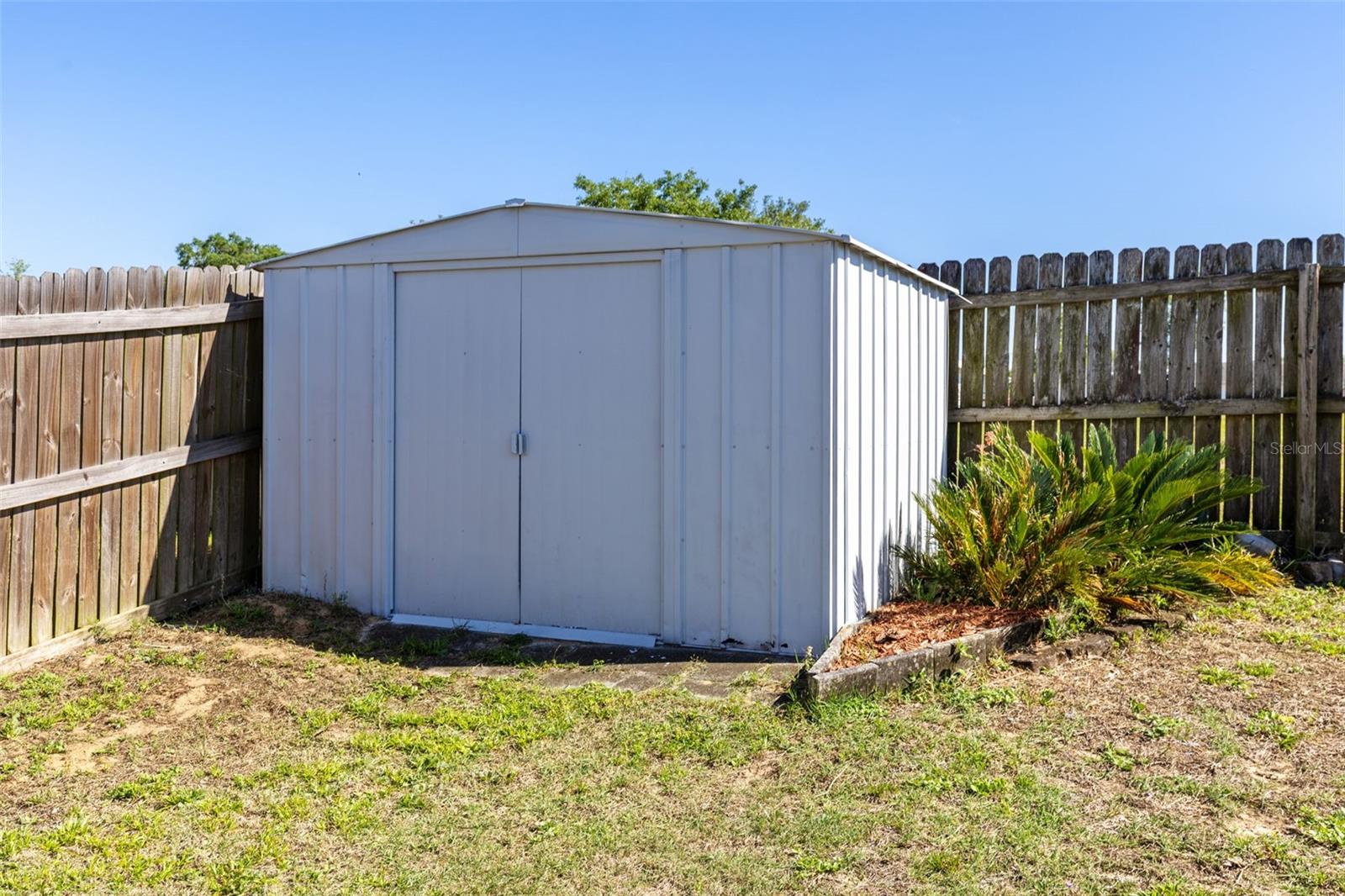 Image 30 of 37 For 2150 Sandridge Circle