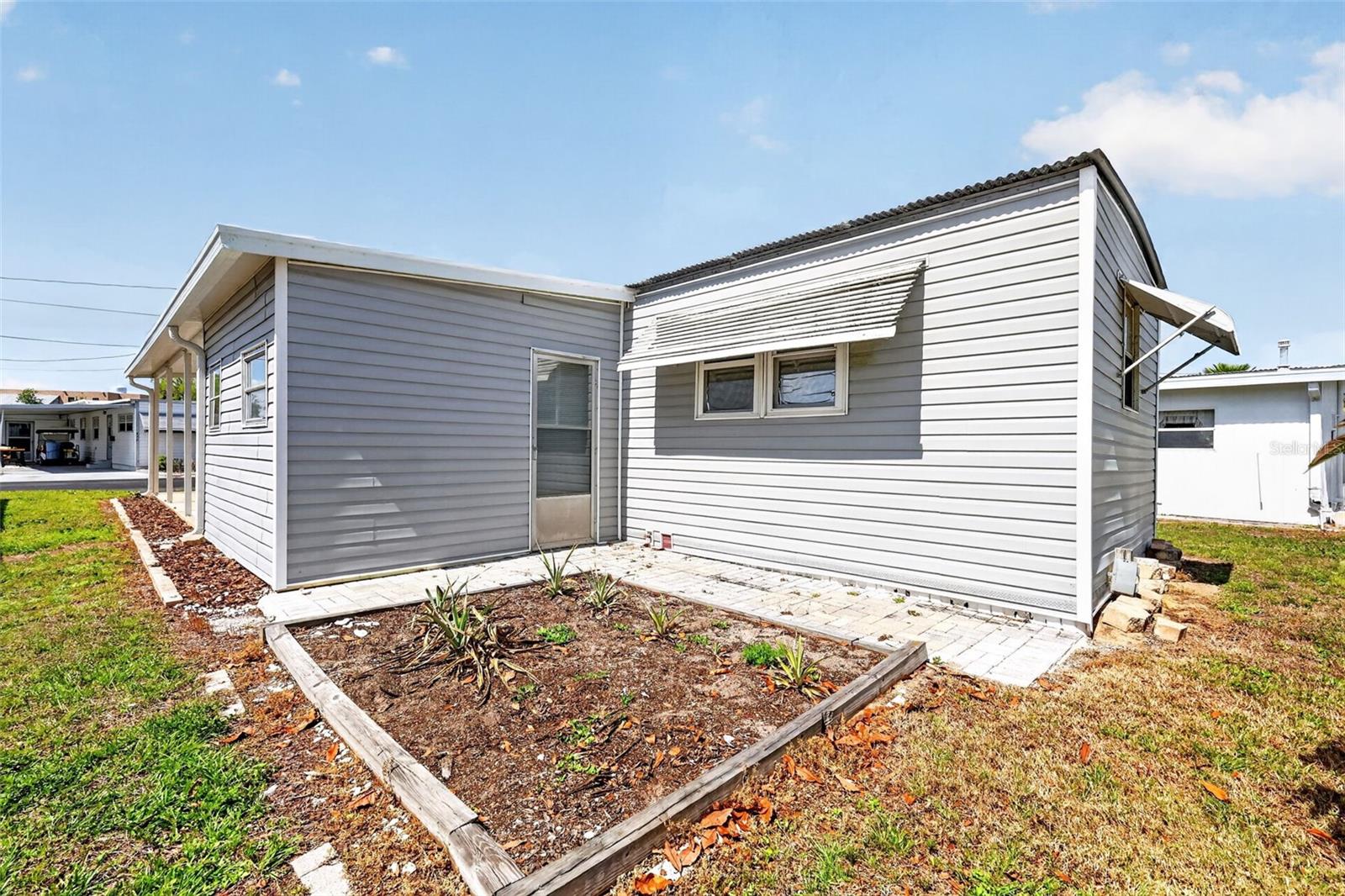 Image 27 of 32 For 465 Marina Lane