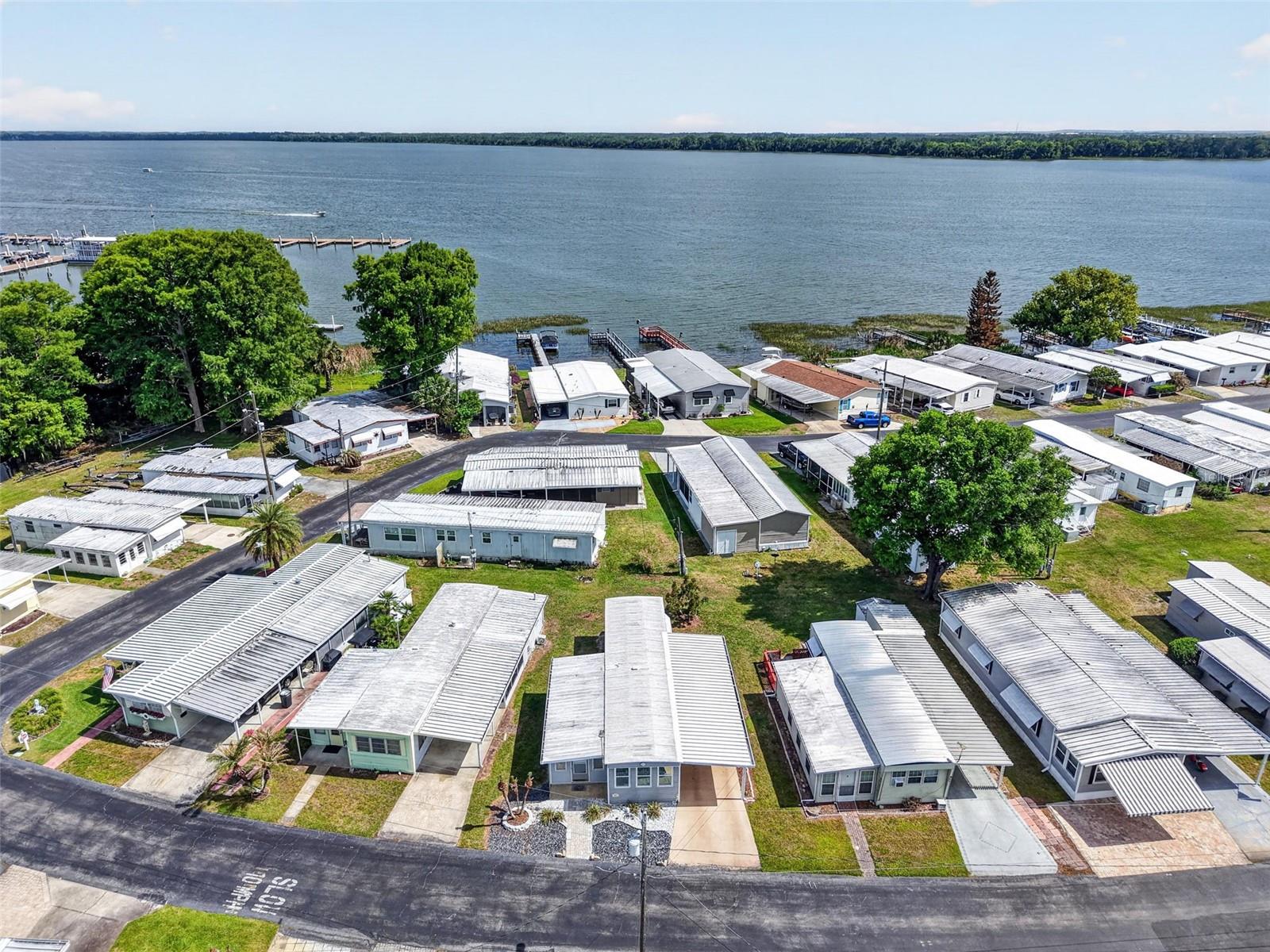 Image 29 of 32 For 465 Marina Lane